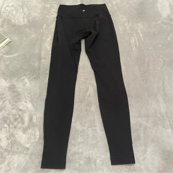 Lululemon Wunder Under High-Rise Tight *Mix & Mesh 28"
Black 21352 - Picture 11 of 14
